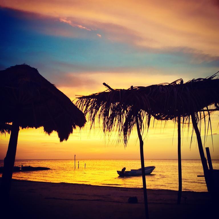 Hostal Holbox Esterno foto